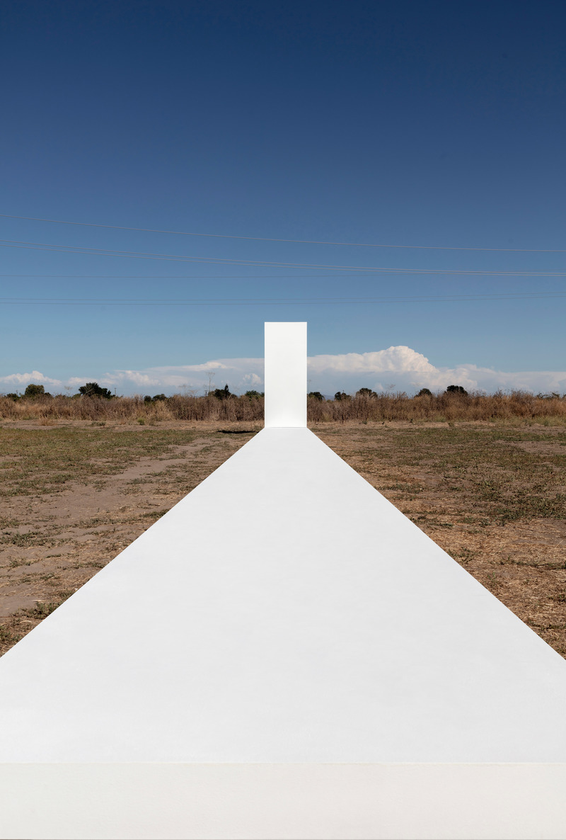 Press kit | 5283-01 - Press release | The Line - REgroup - Art - Photo credit: Tim Griffith Photographer
