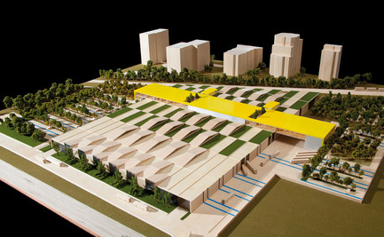 Dossier de presse | 865-03 - Communiqué de presse | Centre de transport Stinson, Société de transport de Montréal (STM) - Lemay - Architecture institutionnelle - Crédit photo : Lemay