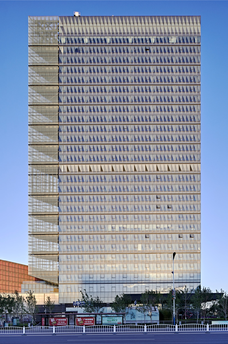 Press kit | 3565-01 - Press release | Shoukai Vanke Centre Beijing - CLOU architects - Commercial Architecture - Photo credit: Shuhe