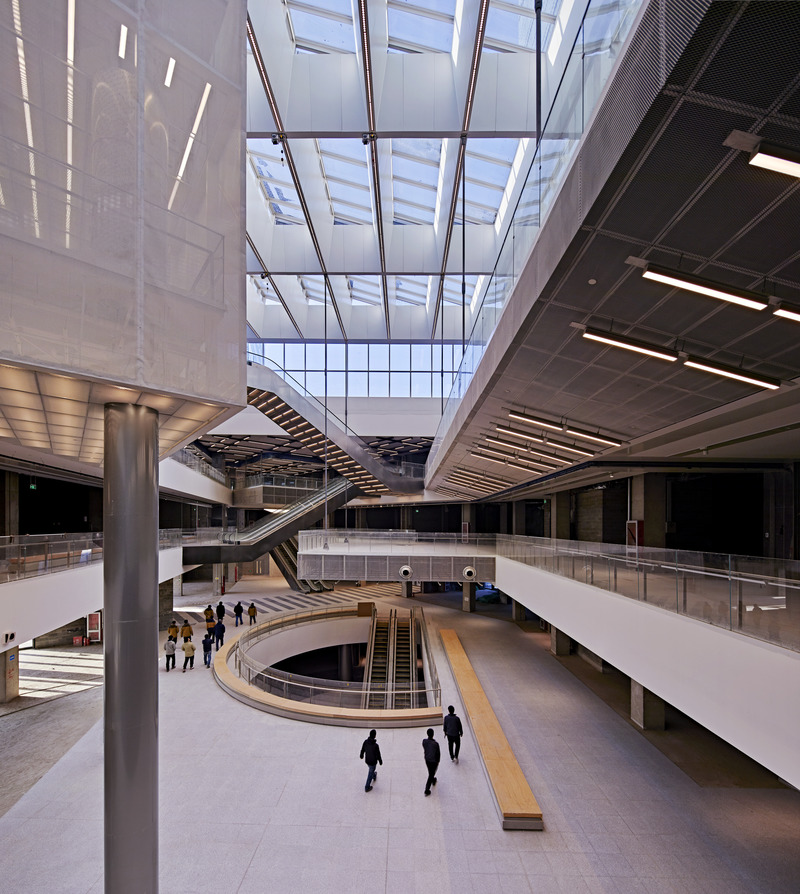 Press kit | 3565-01 - Press release | Shoukai Vanke Centre Beijing - CLOU architects - Commercial Architecture - Photo credit: Shuhe