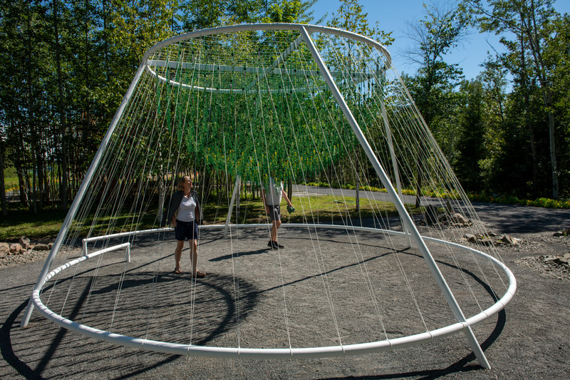 Press kit | 837-35 - Press release | "Les métissages" of the International Garden Festival 2020 at "Les Jardins de Métis" - International Garden Festival / Reford Gardens - Event + Exhibition - <p class="">ENTWINE</p><p class="">by Waiyee Chou, Landscape Architect and Carlos Portillo, Landscape Architect</p><p class="">Toronto (Ontario) and Montreal (Quebec) Canada</p> - Photo credit: Martin Bond