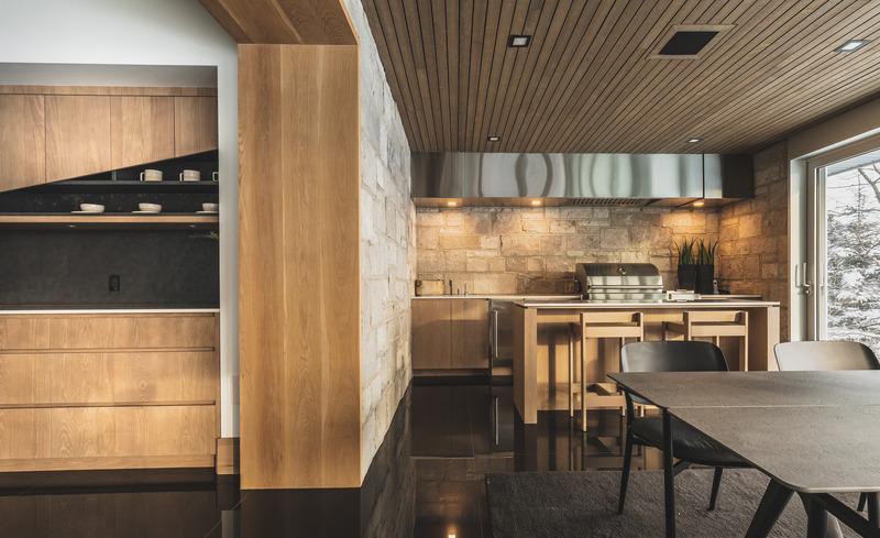 Dossier de presse | 2153-03 - Communiqué de presse | Concours de conception de cuisines par Sub-Zero, Wolf et Cove : appel de candidatures 2019-2021 - Sub-Zero, Wolf et Cove, Montréal et Toronto - Concours - <p style="">"Rénovation A+JF, Blainville''</p><p style=""><br style=""> </p><p style="">GAGNANT DANS LA CATÉGORIE CUISINE EXTÉRIEURE AU CONCOURS DE CONCEPTION DE CUISINE 2017-2018</p> - Crédit photo : VINCENT THERRIEN