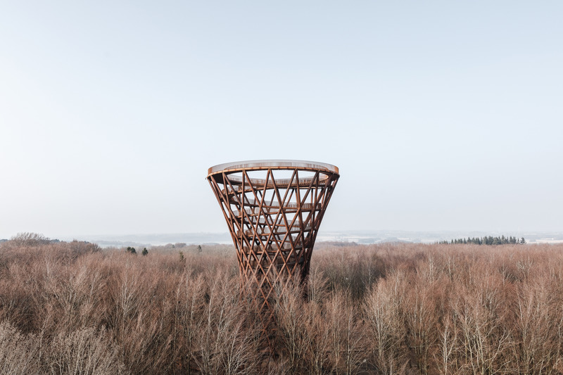 Press kit | 809-31 - Press release | Announcing the Winners of the 2020 AZ Awards - AZURE - Competition -  <p>Winner and People's Choice in Landscape Architecture</p><p><br></p><p>EFFEKT Architects: Forest Tower, Rønnede, Denmark </p>  - Photo credit: AZURE