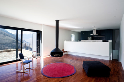 Press kit | 997-01 - Press release | House at the Pyrenees - Cadaval & Solà-Morales - Residential Architecture - Photo credit: Santiago Garcés