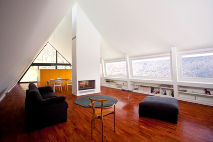 Press kit | 997-01 - Press release | House at the Pyrenees - Cadaval & Solà-Morales - Residential Architecture - Photo credit: Santiago Garcés