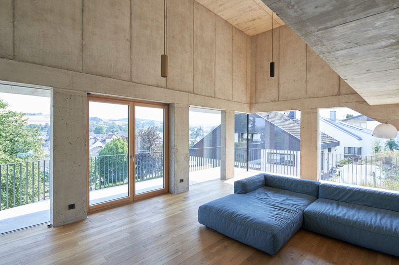 Press kit | 5110-01 - Press release | Röhrig House - Studio Hertweck - Residential Architecture - Living room - Photo credit: Bildpark / Veit Landwehr