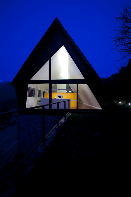 Press kit | 997-01 - Press release | House at the Pyrenees - Cadaval & Solà-Morales - Residential Architecture - Photo credit: Santiago Garcés