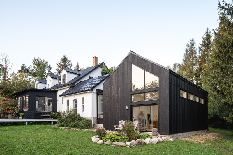 Press kit | 1678-07 - Press release | BLACKWOOD Studio - Atelier BOOM-TOWN - Commercial Architecture - Photo credit: Raphaël Thibodeau