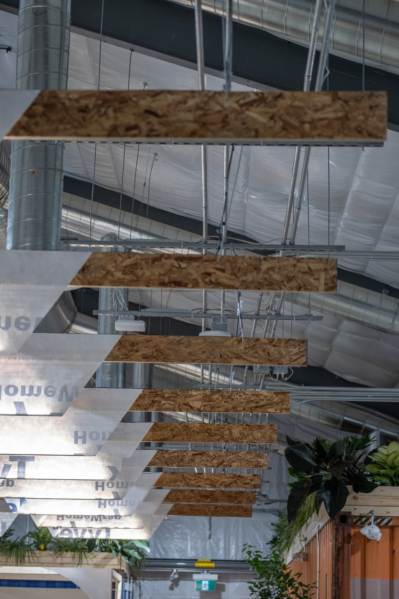 Dossier de presse | 5507-01 - Communiqué de presse | Tyvek Lighting Installation Explores Sustainable, Temporary Design - Stacklab - Design d’éclairage - Temporary Tyvek Lighting Insallation by STACKLAB - Crédit photo : Rajeshta Julatum