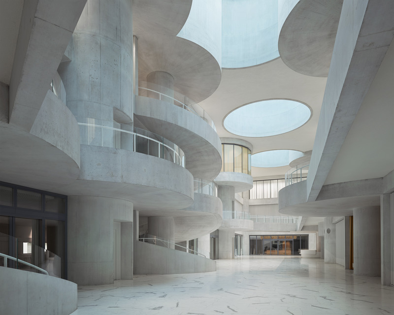 Dossier de presse | 5545-01 - Communiqué de presse | Inaugural Sino-Europe Invitational Architectural Exhibition 2020-2021 (Shanghai) - Sino-Europe Architectural Center (SEAMC) - Évènement + Exposition - Lindt Home of Chocolate, Christ &amp; Gantenbein - Crédit photo : Walter Mair