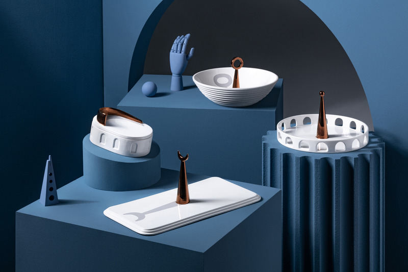 Press kit | 4232-01 - Press release | Meridiane: the New Design from LATOxLATO Measures Time in Light and Shadow - LATOxLATO - Product - Photo credit: Giacomo Maestri