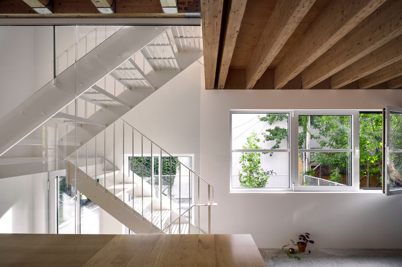 Dossier de presse | 1010-12 - Communiqué de presse | NMBHD, 1 plex 3 nez - Studio Jean Verville architectes - Architecture résidentielle - Crédit photo : <p>Felix Michaud + </p><p>studio Jean Verville architectes</p>