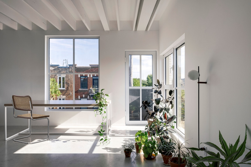 Dossier de presse | 1010-12 - Communiqué de presse | NMBHD, 1 plex 3 nez - Studio Jean Verville architectes - Architecture résidentielle - Crédit photo : <p>Felix Michaud + </p><p>studio Jean Verville architectes</p>