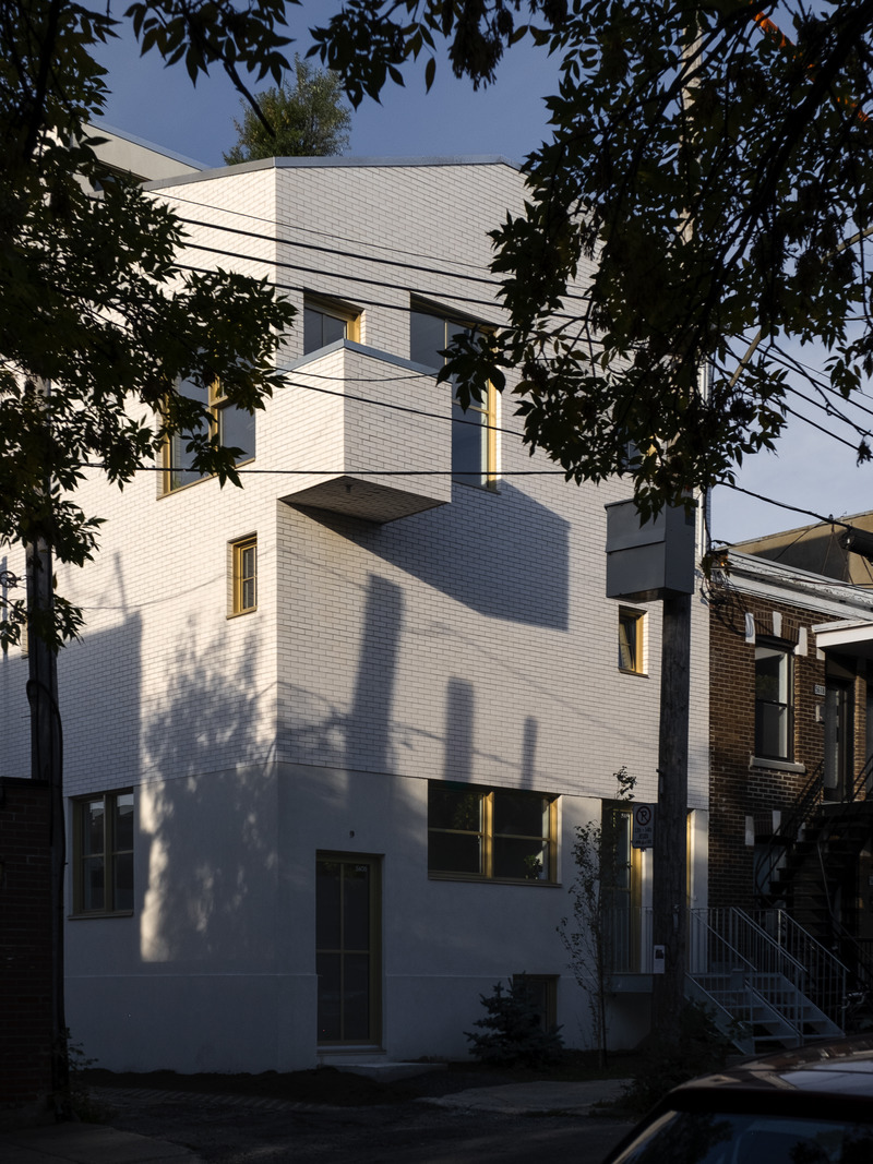 Dossier de presse | 1010-12 - Communiqué de presse | NMBHD, 1 plex 3 nez - Studio Jean Verville architectes - Architecture résidentielle - Crédit photo : <p>Felix Michaud + </p><p>studio Jean Verville architectes</p>