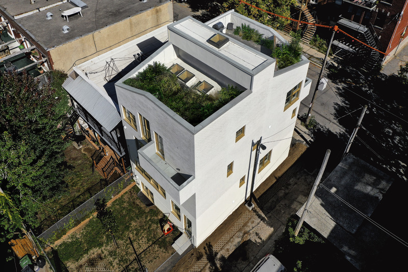 Dossier de presse | 1010-12 - Communiqué de presse | NMBHD, 1 plex 3 nez - Studio Jean Verville architectes - Architecture résidentielle - Crédit photo : <p>Felix Michaud + </p><p>studio Jean Verville architectes</p>