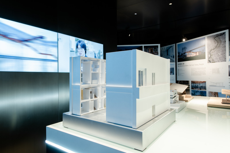 Dossier de presse | 5545-01 - Communiqué de presse | Inaugural Sino-Europe Invitational Architectural Exhibition 2020-2021 (Shanghai) - Sino-Europe Architectural Center (SEAMC) - Évènement + Exposition - Model of iArchitectstudio Office_by iArchitectstudio - Crédit photo : Roca Shanghai Gallery
