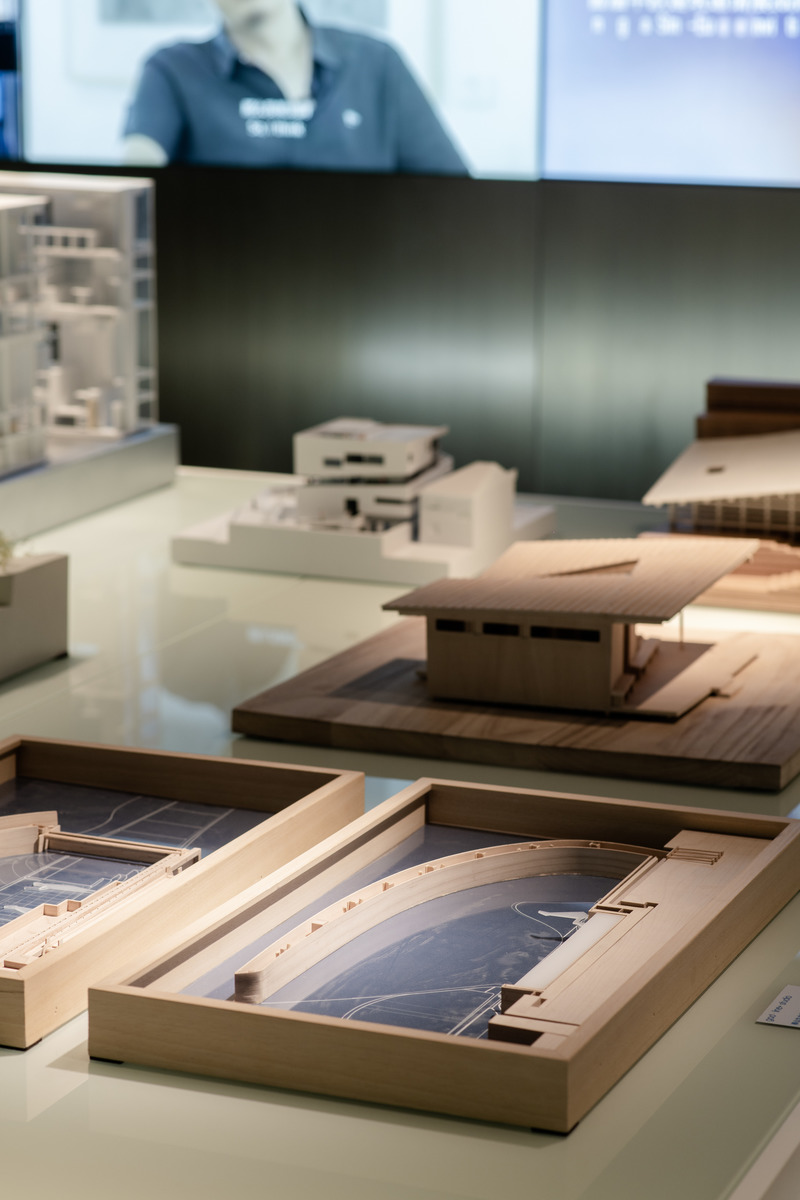 Dossier de presse | 5545-01 - Communiqué de presse | Inaugural Sino-Europe Invitational Architectural Exhibition 2020-2021 (Shanghai) - Sino-Europe Architectural Center (SEAMC) - Évènement + Exposition - Model display - Crédit photo : Roca Shanghai Gallery