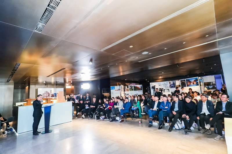 Dossier de presse | 5545-01 - Communiqué de presse | Inaugural Sino-Europe Invitational Architectural Exhibition 2020-2021 (Shanghai) - Sino-Europe Architectural Center (SEAMC) - Évènement + Exposition - Chief curator Mr.Yuyang Liu gave a speech - Crédit photo : SEAMC