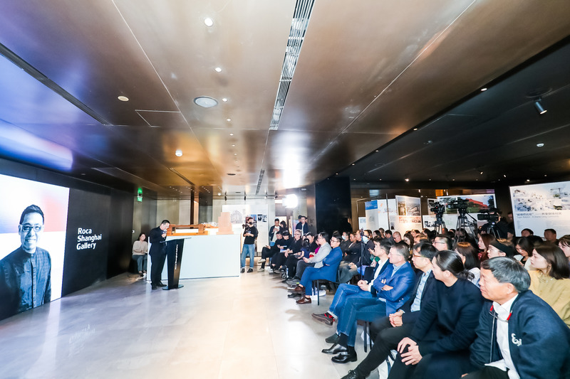 Dossier de presse | 5545-01 - Communiqué de presse | Inaugural Sino-Europe Invitational Architectural Exhibition 2020-2021 (Shanghai) - Sino-Europe Architectural Center (SEAMC) - Évènement + Exposition - Chief curator Mr.Yuyang Liu gave a speech - Crédit photo : SEAMC