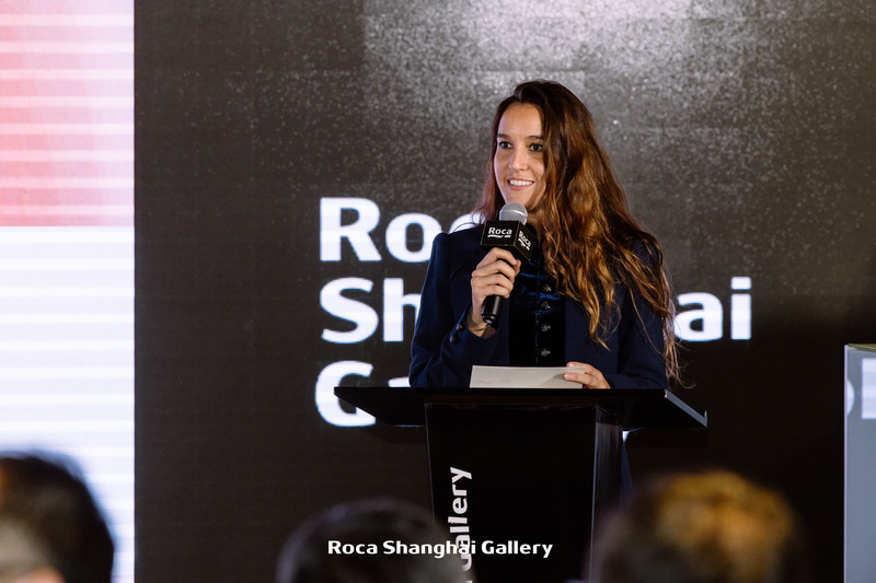 Dossier de presse | 5545-01 - Communiqué de presse | Inaugural Sino-Europe Invitational Architectural Exhibition 2020-2021 (Shanghai) - Sino-Europe Architectural Center (SEAMC) - Évènement + Exposition - Roca China Galleries Manager Irene gave a speech - Crédit photo : Roca Shanghai Gallery