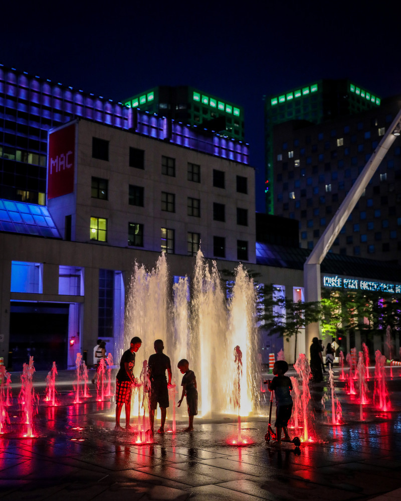 Press kit | 583-22 - Press release | Re-Imagining Urban Spaces and Culture During a Global Pandemic - Quartier des Spectacles Partnership - Event + Exhibition - <p class="">Place des Festivals, Quartier des spectacles </p> - Photo credit: JF Savaria