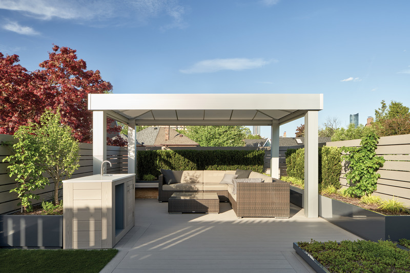Press kit | 2941-03 - Press release | Annex Coach House - Taylor Smyth Architects - Residential Architecture - Rooftop Terrace - Photo credit: Doublespace Photography Inc.