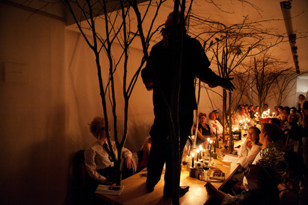 Press kit | 962-01 - Press release | The fantasies of Charles, his table and his guests - Charles Kaisin - Product - Mr Stephen Salters - Photo credit: Marie-Françoise Plissart