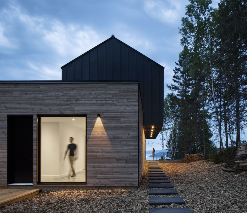 Press kit | 769-04 - Press release | Le Littoral - Architecture49 - Residential Architecture - Main entrance - Photo credit: Stéphane Brügger