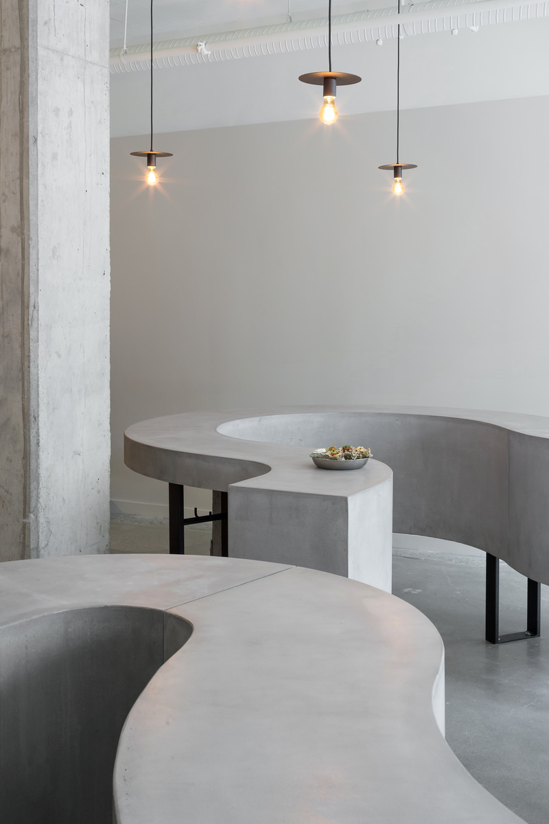 Press kit | 2045-07 - Press release | Shuck Shuck - Batay-Csorba Architects - Commercial Architecture - Photo credit: SilentSama Architectural Photography 