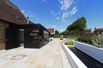 Press kit | 984-01 - Press release | Dovecote Barn - Nicolas Tye Architects - Residential Architecture - Photo credit:  Nerida Howard