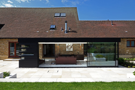 Press kit | 984-01 - Press release | Dovecote Barn - Nicolas Tye Architects - Residential Architecture - Photo credit:  Nerida Howard