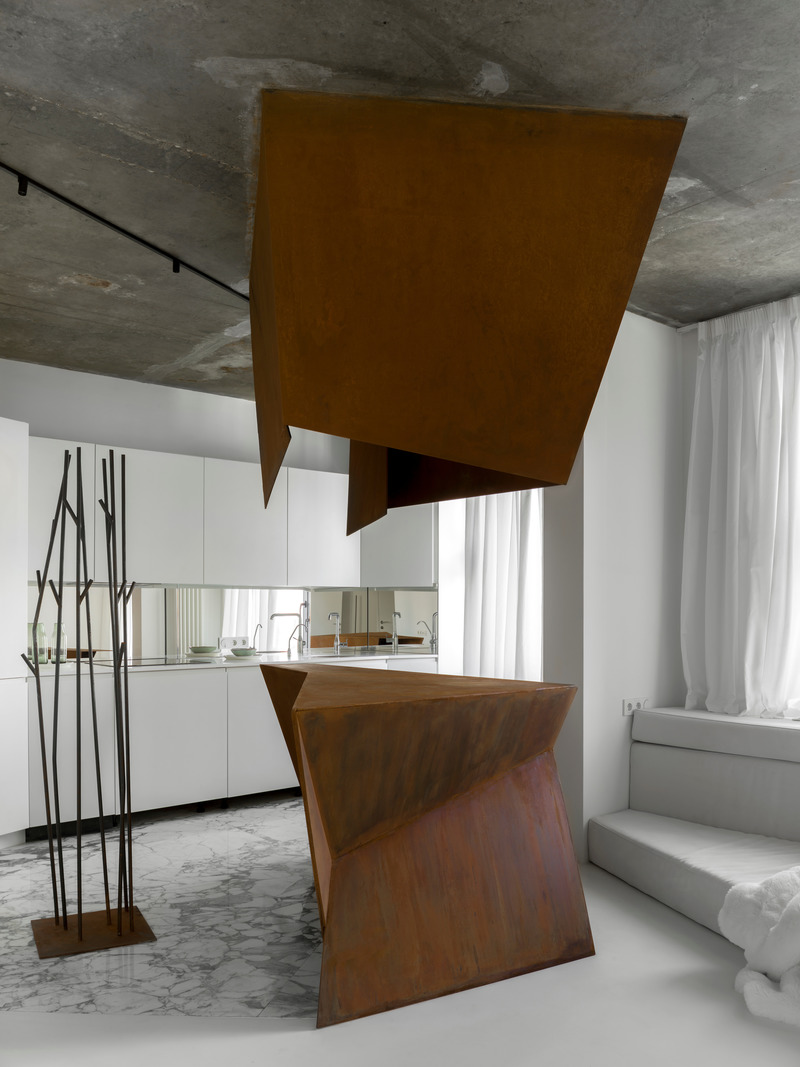 Press kit | 2247-07 - Press release | Golden Mile - Maxim Kashin Architects - Residential Interior Design - Photo credit: Dmitry Chebanenko