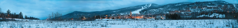 Dossier de presse | 1387-08 - Communiqué de presse | 50 ans et toujours NEUF - NEUF architect(e)s - Évènement + Exposition - Station Mont-Tremblant (2004) - Crédit photo : Alex St-Jean (2017)