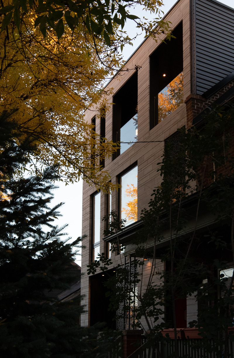 Dossier de presse | 2182-03 - Communiqué de presse | The Brother's Residence - Alva Roy Architects - Architecture résidentielle - Side Facade - Crédit photo : Greg Van Riel