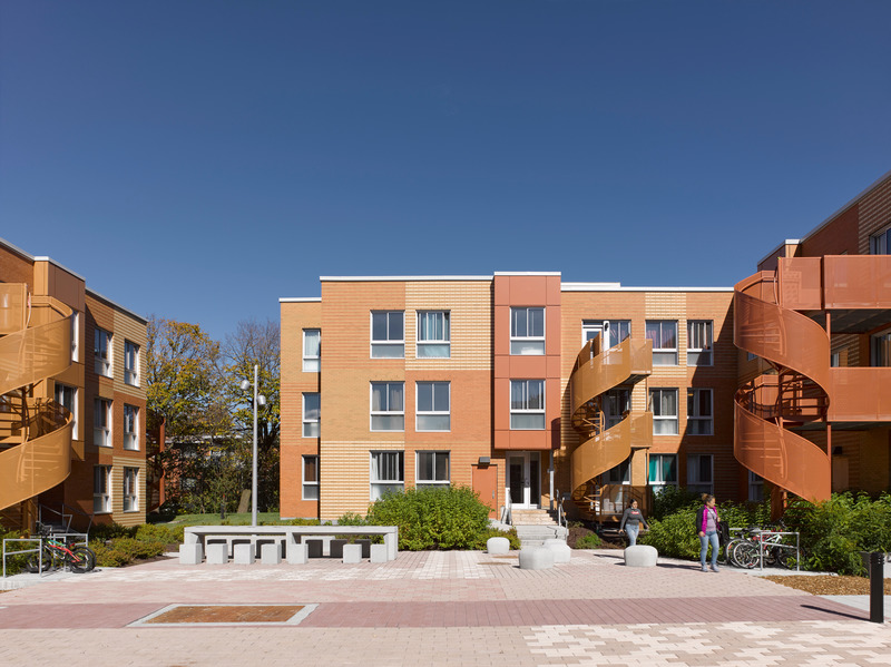 Press kit | 558-05 - Press release | Les Habitations Saint-Michel Nord: a luminous new identity - Saia Barbarese Topouzanov Architectes - Residential Architecture - Photo credit: James Brittain