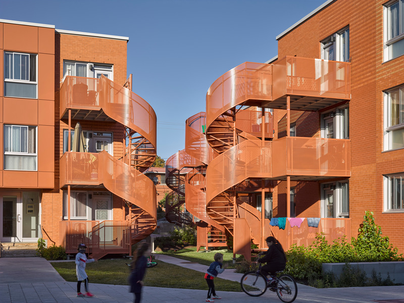 Press kit | 558-05 - Press release | Les Habitations Saint-Michel Nord: a luminous new identity - Saia Barbarese Topouzanov Architectes - Residential Architecture - Photo credit: James Brittain