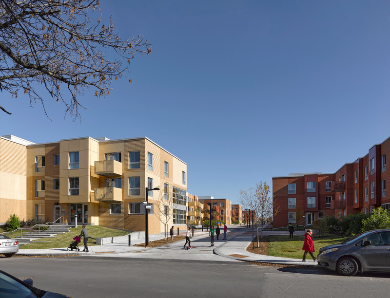 Press kit | 558-05 - Press release | Les Habitations Saint-Michel Nord: a luminous new identity - Saia Barbarese Topouzanov Architectes - Residential Architecture - Photo credit:  James Brittain 