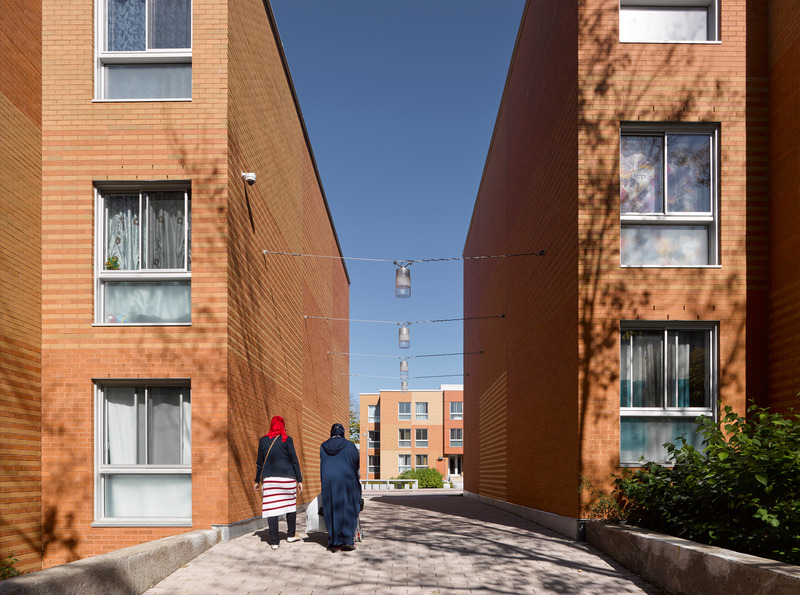 Press kit | 558-05 - Press release | Les Habitations Saint-Michel Nord: a luminous new identity - Saia Barbarese Topouzanov Architectes - Residential Architecture - Photo credit: James Brittain