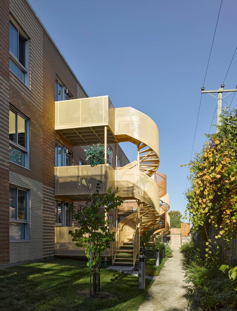 Press kit | 558-05 - Press release | Les Habitations Saint-Michel Nord: a luminous new identity - Saia Barbarese Topouzanov Architectes - Residential Architecture - Photo credit: James Brittain