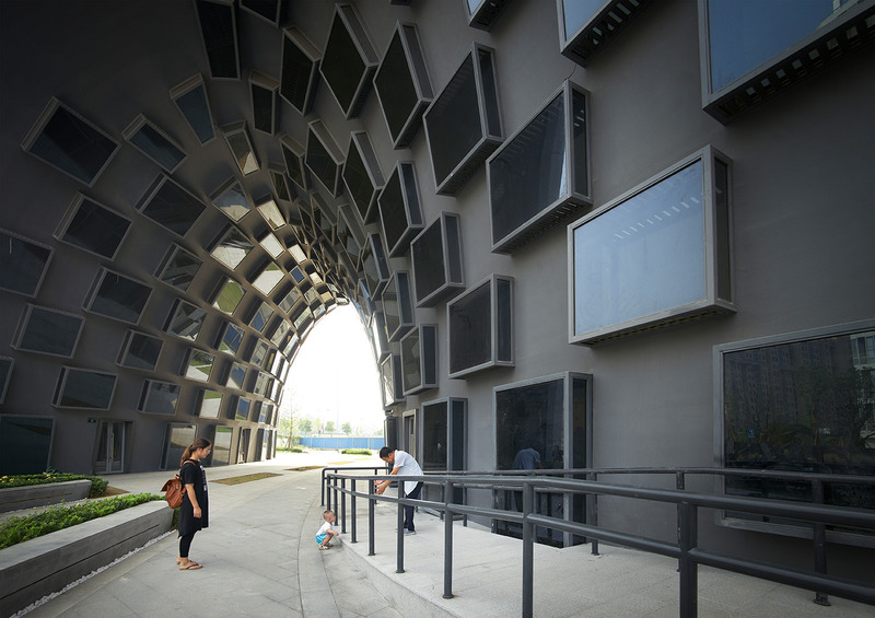 Dossier de presse | 2325-01 - Communiqué de presse | Studio Julien Lanoo Named ‘World’s Best Photography Studio’ at the 2021 Architizer A+Firm Awards - Studio Julien Lanoo - Architecture commerciale - Hangzhou Gateway, JDSA, Hangzhou, China - Crédit photo : Julien Lanoo