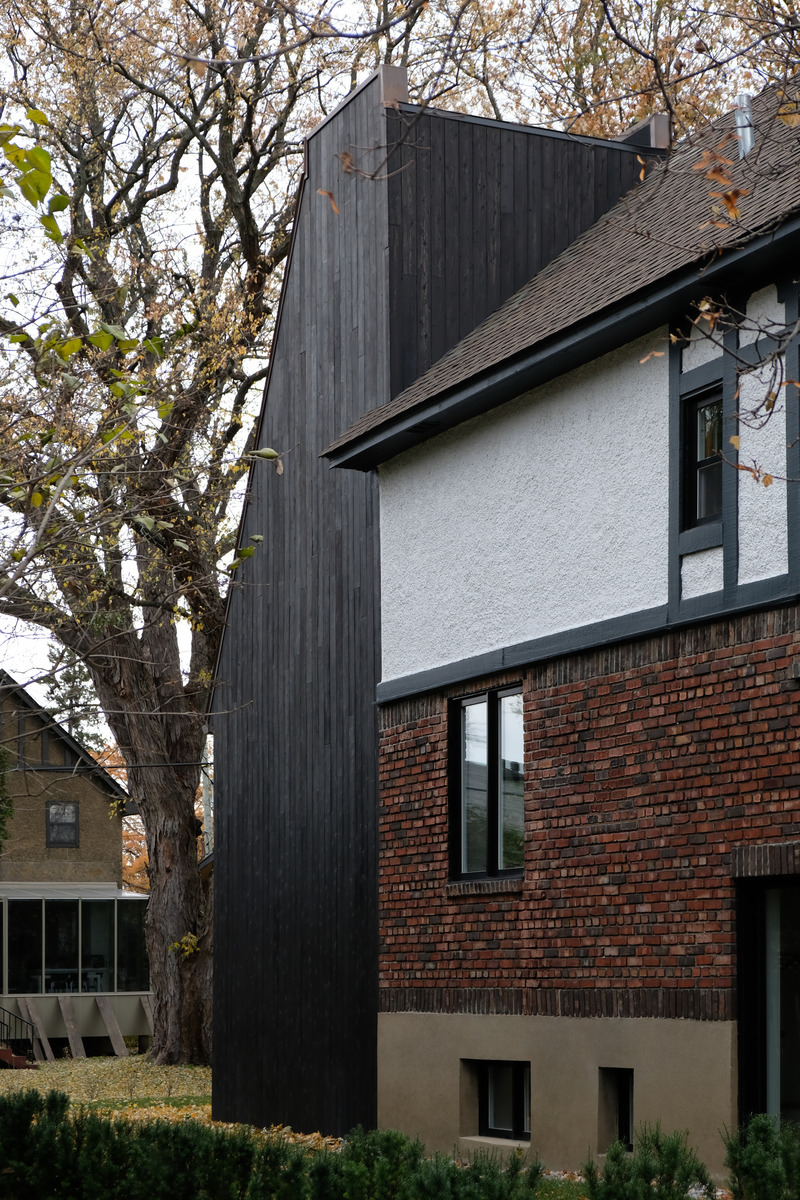 Dossier de presse | 1677-05 - Communiqué de presse | La résidence Queen Mary : une audacieuse dualité - Atelier Barda architecture - Architecture résidentielle - Crédit photo : François Olivier-Gouriou