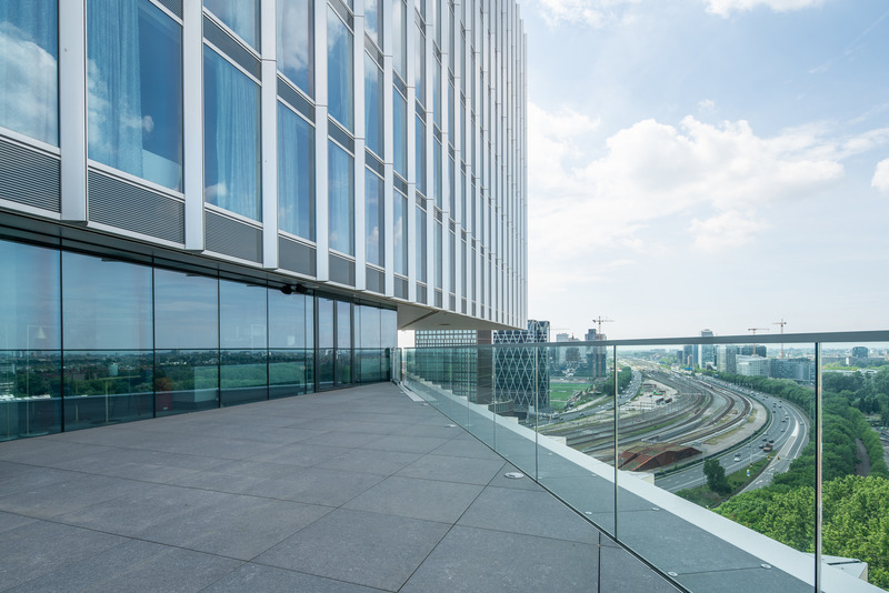 Press kit | 1177-12 - Press release | The Italian Style of Ceramiche Refin Conquers Amsterdam - Ceramiche Refin - Commercial Architecture - Photo credit: Egbert Deboer