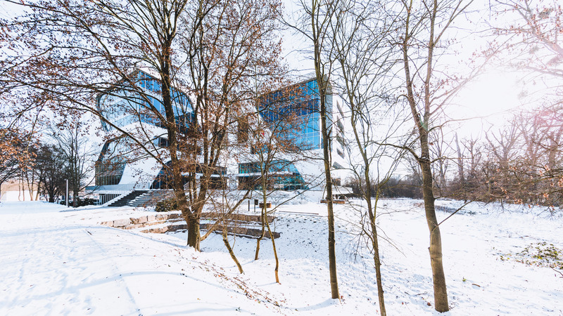 Dossier de presse | 2193-05 - Communiqué de presse | What will Smart Cities Look like in the Future? - 3deluxe - Architecture institutionnelle - Exterior Distance View north side - Crédit photo : Sascha Jahnke