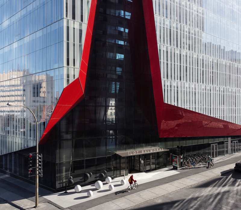 Press kit | 952-30 - Press release | Îlot Balmoral Energizes Montreal’s Creative Economy as a New Addition to Downtown Skyline - Provencher_Roy - Commercial Architecture - Photo credit: Stéphane Brügger