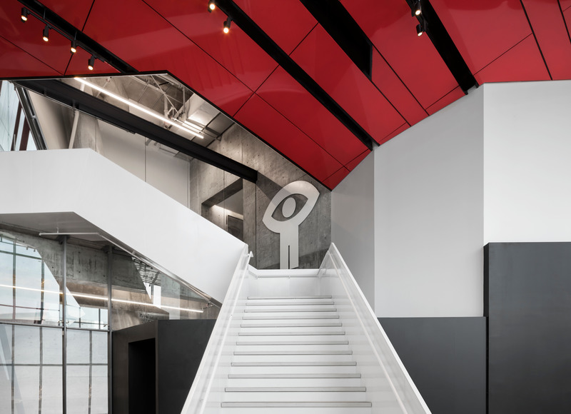Press kit | 952-30 - Press release | Îlot Balmoral Energizes Montreal’s Creative Economy as a New Addition to Downtown Skyline - Provencher_Roy - Commercial Architecture - Photo credit: Stéphane Brügger