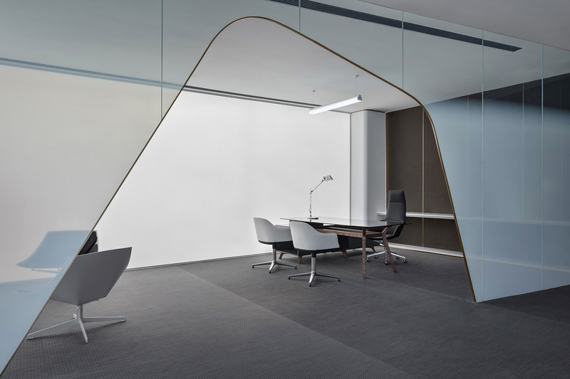 Dossier de presse | 4788-01 - Communiqué de presse | Shenzhen Prince Plaza Exhibition Center - Yuqiang & Partners - Design d’intérieur commercial - President Office - Crédit photo : Shawn