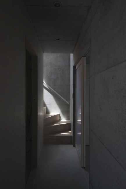 Press kit | 978-01 - Press release | Static Quarry - Ikimono Architects - Residential Architecture - Photo credit: Takashi Fujino / Ikimono Architects