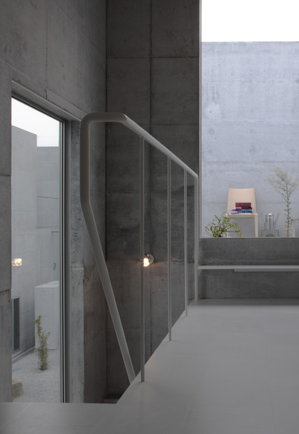 Press kit | 978-01 - Press release | Static Quarry - Ikimono Architects - Residential Architecture - Photo credit: Takashi Fujino / Ikimono Architects