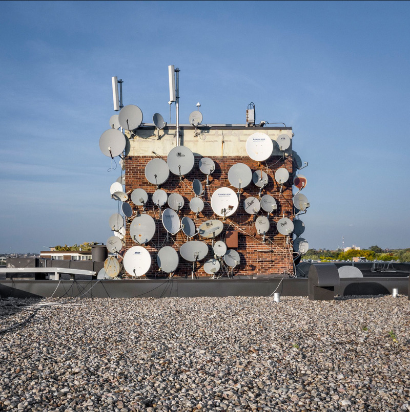 Dossier de presse | 763-20 - Communiqué de presse | Visions d'architectes - Maison de l'architecture du Québec - Évènement + Exposition - Parasites Architecturaux 01 - Crédit photo :  Olivier Blouin 