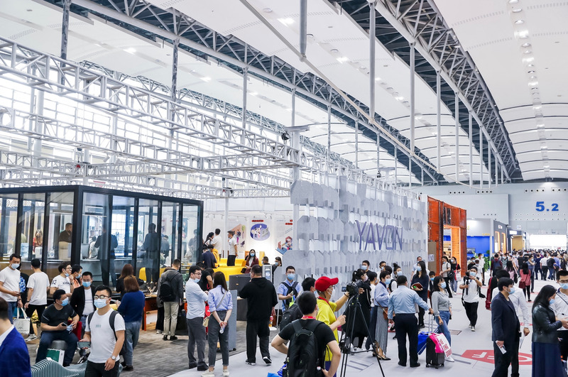 Dossier de presse | 3383-05 - Communiqué de presse | 47e édition CIFF Guangzhou 2021 : un carrefour pour l'innovation en design - CIFF | China International Furniture Fair - Évènement + Exposition - visiteurs - Crédit photo : CIFF